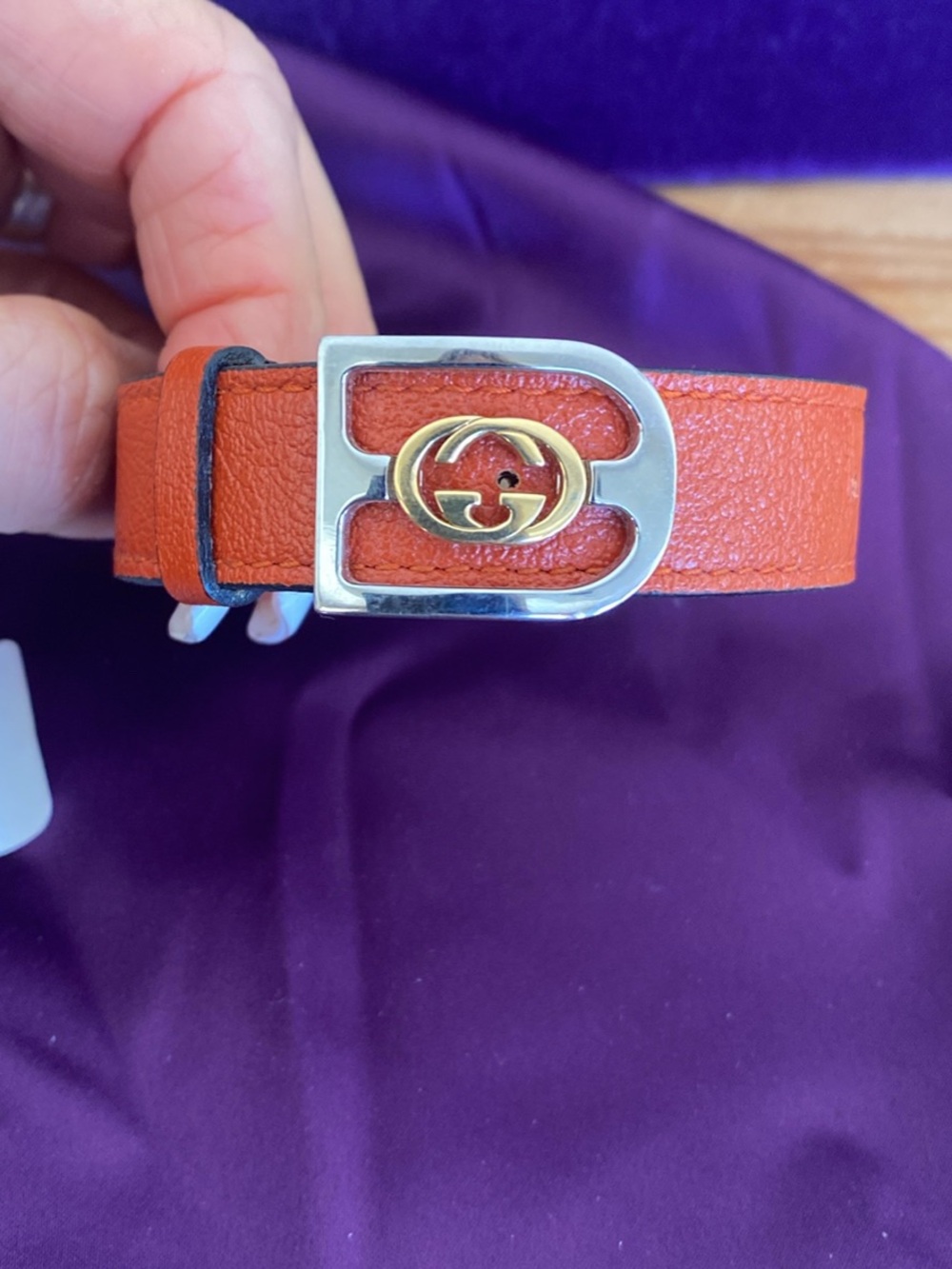 Gucci Red Leather Bracelet with 18kGold & Stainless steel Double G Buckle